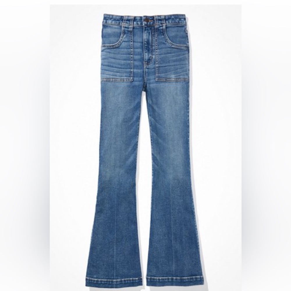 American Eagle Next Level Super Hi Rise Flare 6L